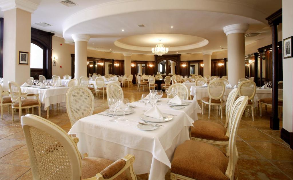 Năvodari Arena Regia Hotel & Spa - Marina Regia Residence מראה חיצוני תמונה